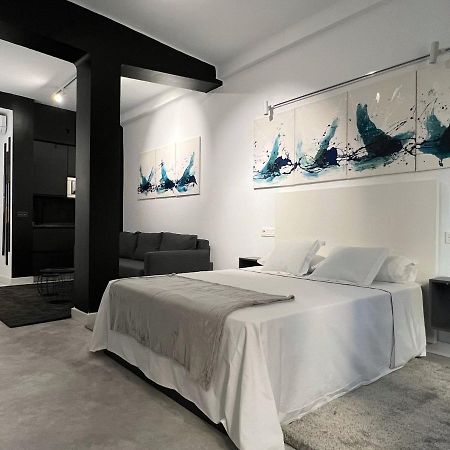 Апартаменты Darsena Modern & Luxury Малага Экстерьер фото
